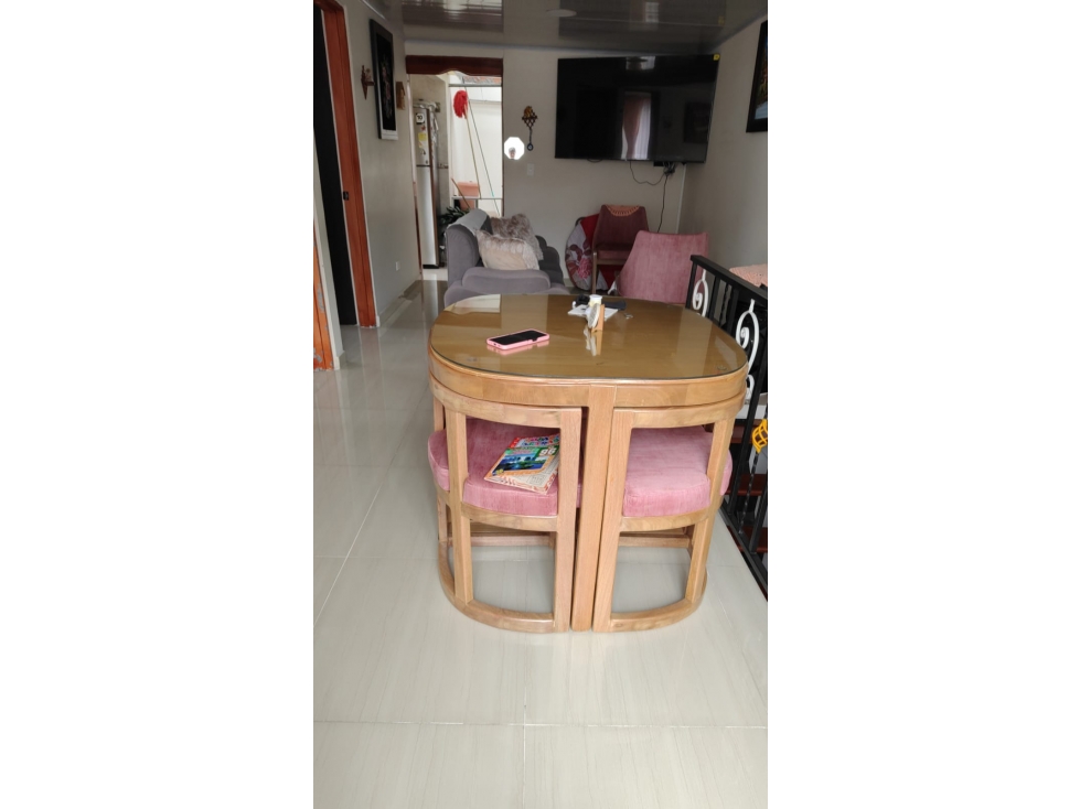 Venta de casa con renta en Villamaria