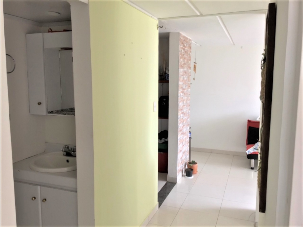 Venta de apartamento en Av. Kevin Ángel, sector Caribe — foto 2