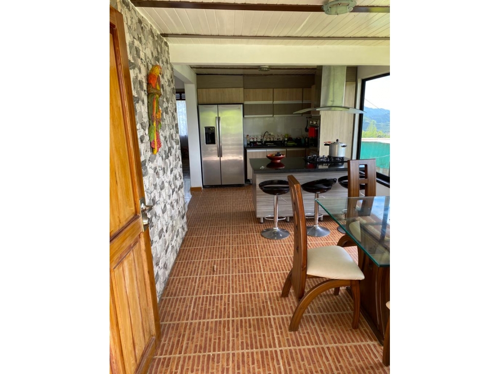 Venta de casa campestre en vía a Neira - 3