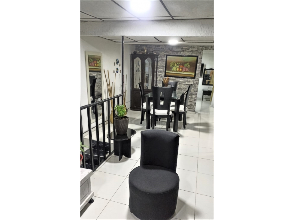 Venta de casa con renta en Villamaria