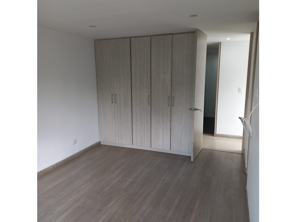 Venta de apartamento en Av. Alberto Mendoza — foto 4