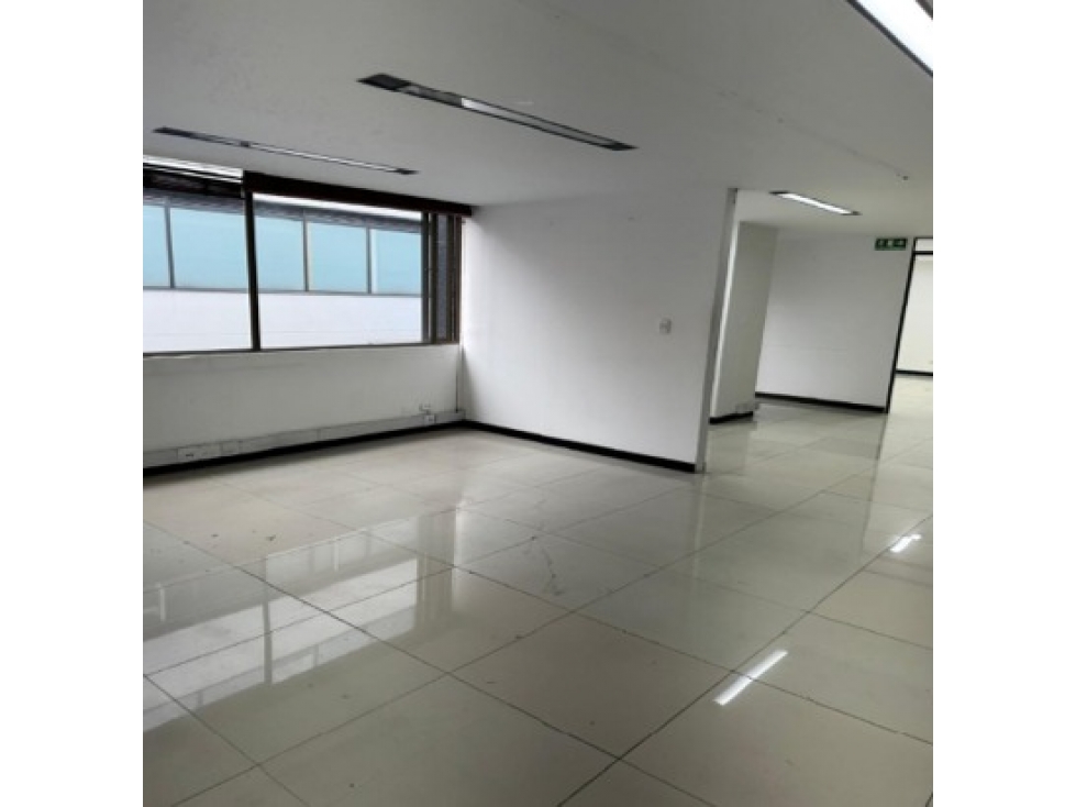OFICINA ARRIENDO ESPECTRUM DE 109 M2 — foto 5