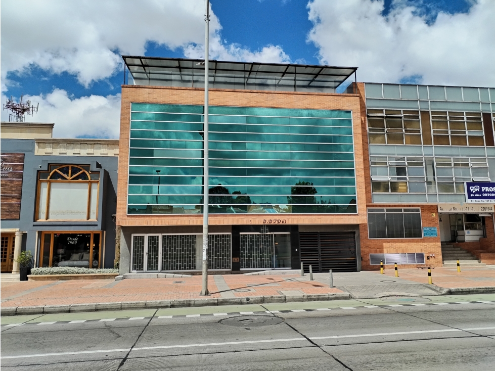 EDIFICIO ARRIENDO CUATRO NIVELES AVDA SUBA DE 1.250 m2