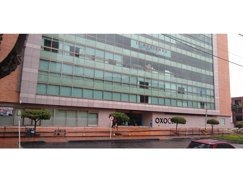 OFICINA ARRIENDO EDIF. OXXO 93 DE 280 M2 EN PISO 7 — foto 2
