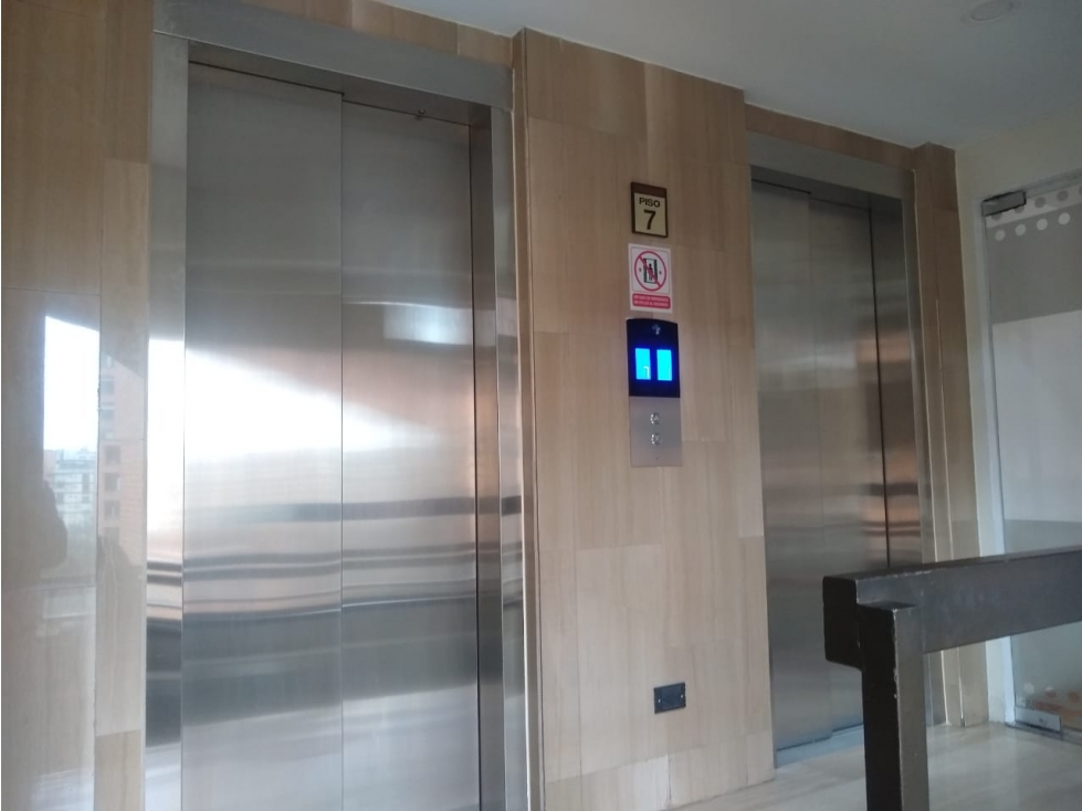OFICINA ARRIENDO EDIF. PLANETA CALLE 73 DE 343 M2 — foto 2