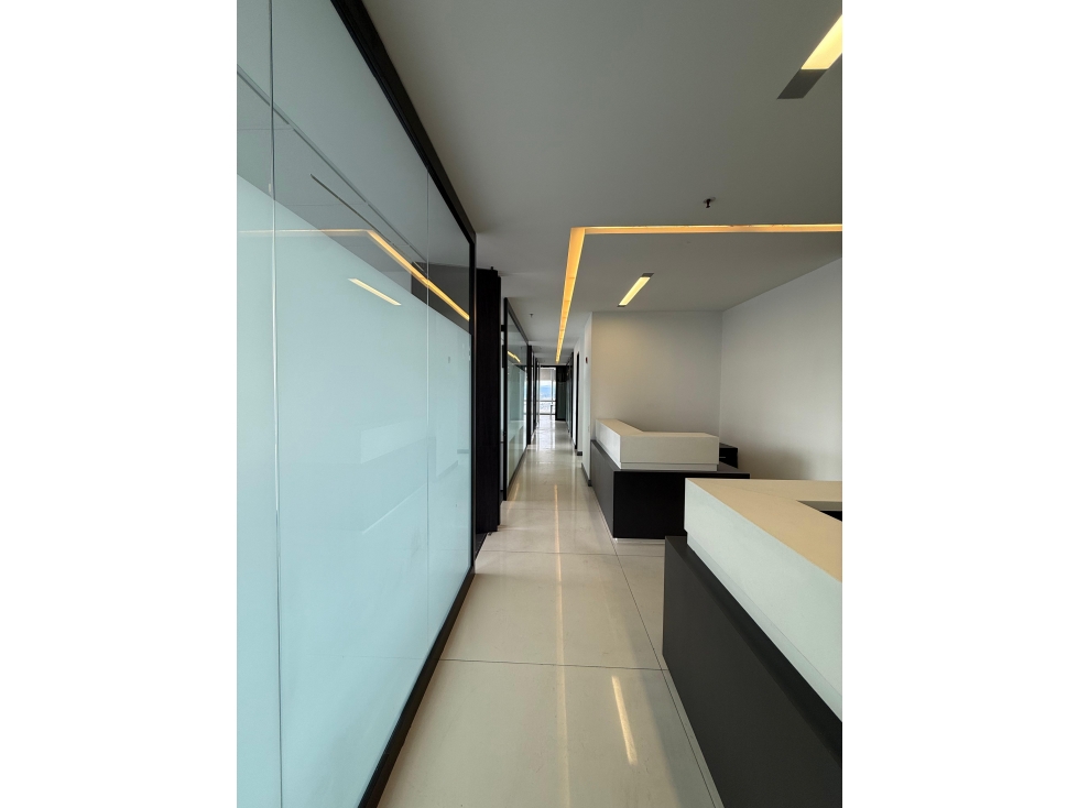 OFICINA ARRIENDO NORTH POINT TORRE III P. 32 DE 516 M2 — foto 5