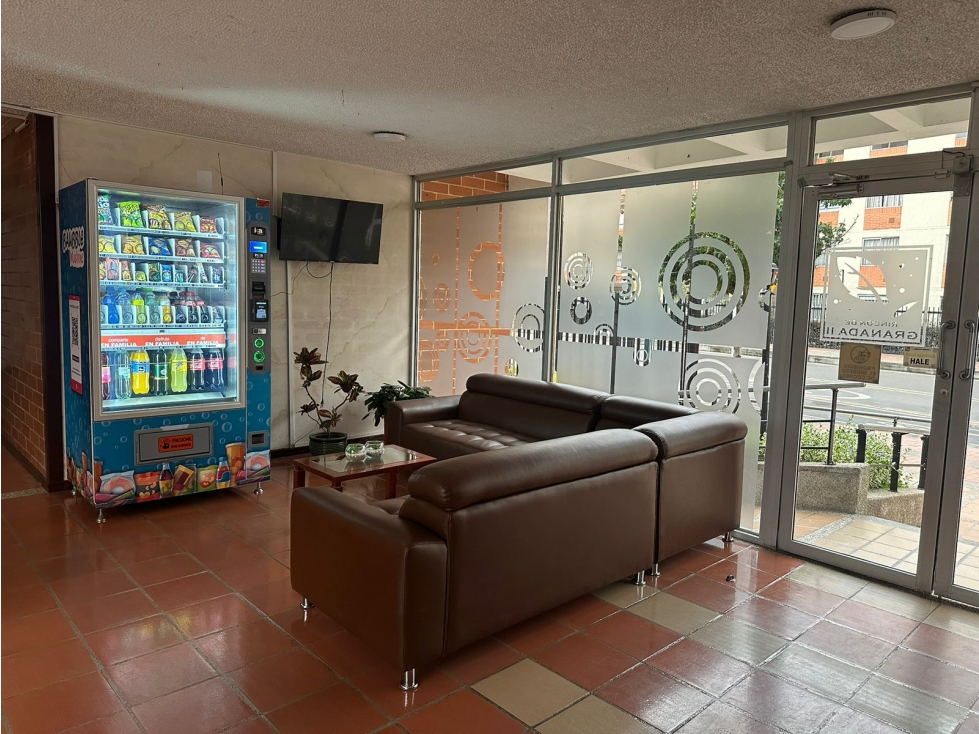 APARTAMENTO VENTA GRAN GRANADA 66 M2 3H, 2B — foto 2