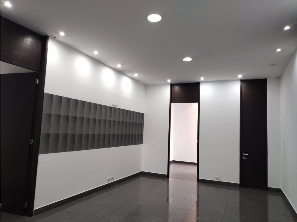 CONSULTORIO ARRIENDO PARQUE DEL CHICO CALLE 98 PISO 7 DE 357 M2. — foto 4