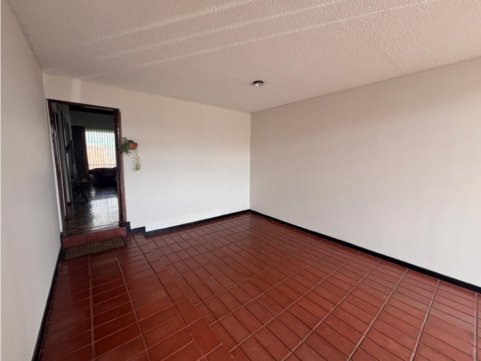 CASA VENTA DOS NIVELES LAS VILLAS 261 MTS - 4H, 4B, 3PQ — foto 2