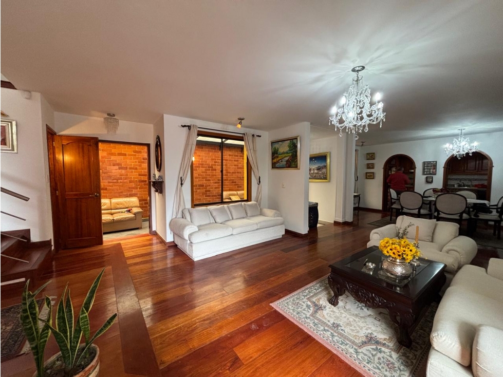 CASA EN VENTA EN CHÍA DOS NIVELES DE 222 M2 — foto 3