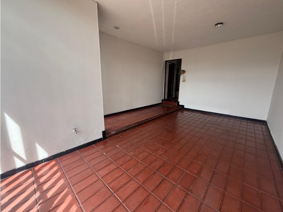 CASA VENTA DOS NIVELES LAS VILLAS 261 MTS - 4H, 4B, 3PQ — foto 3