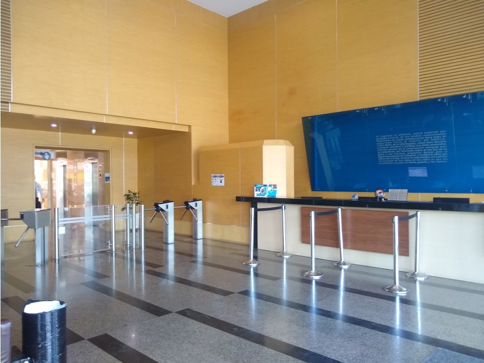 OFICINA ARRIENDO EDIFICIO AMADEUS AUTOPISTA NORTE DE 1.271 M2 — foto 6