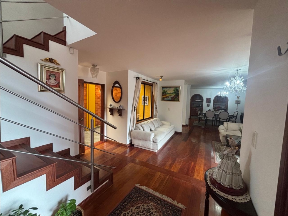 CASA EN VENTA EN CHÍA DOS NIVELES DE 222 M2 — foto 2