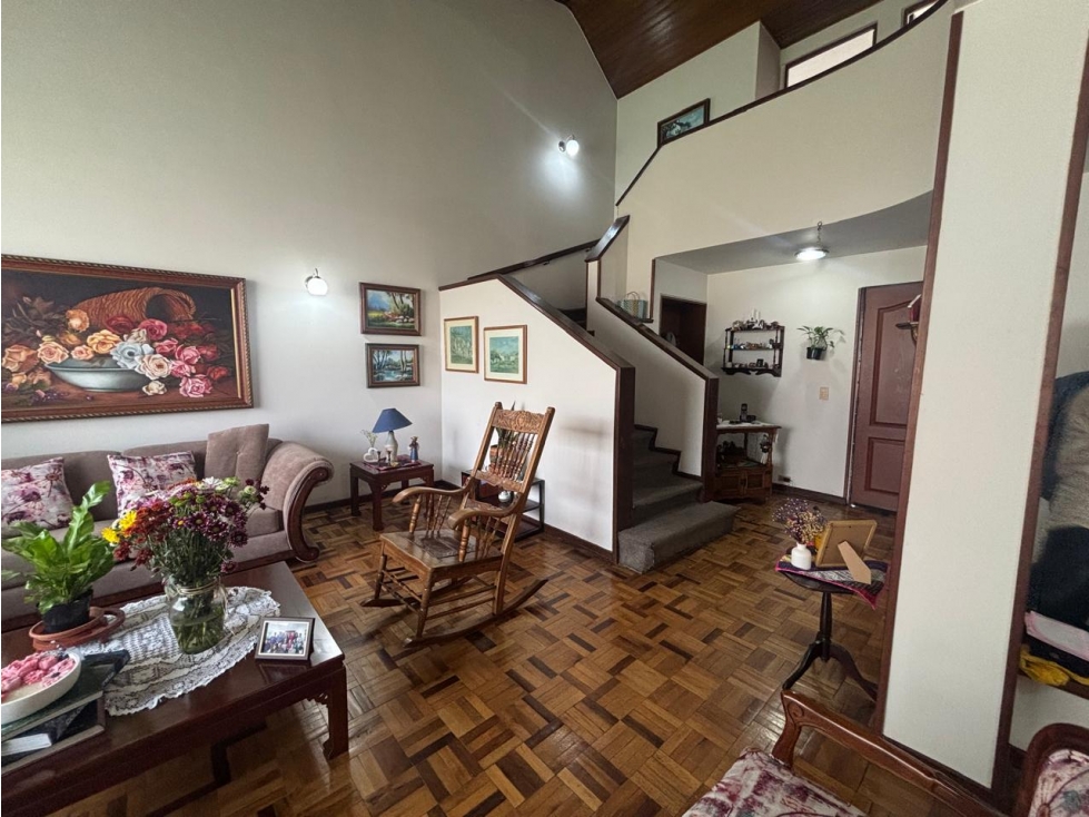 CASA VENTA DOS NIVELES LAS VILLAS 261 MTS - 4H, 4B, 3PQ — foto 4