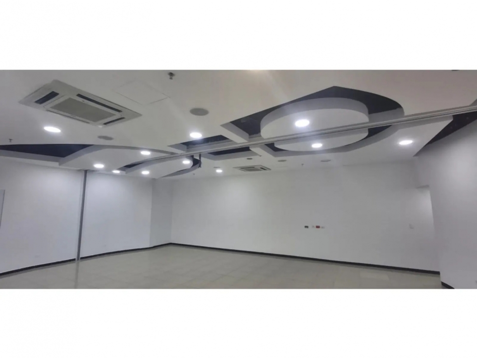 LOCAL COMERCIAL / OFICINA ATENCION PUBLICO CALLE 100 DE 262 M2 — foto 6
