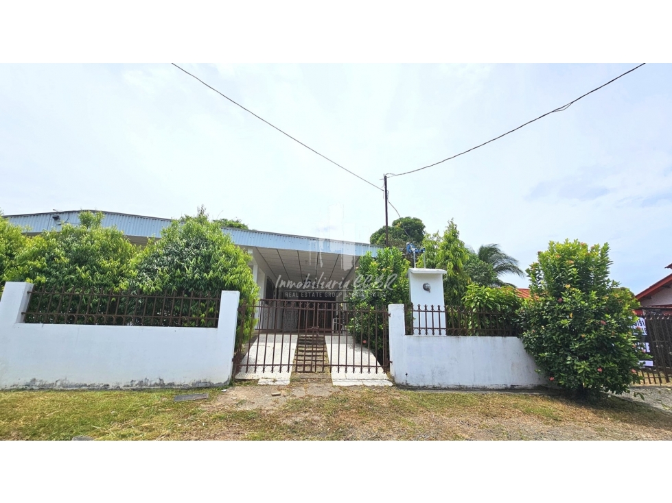 VENTA DE CASA EN SANTIAGO - SAN MARTIN DE PORRES - IC - 4