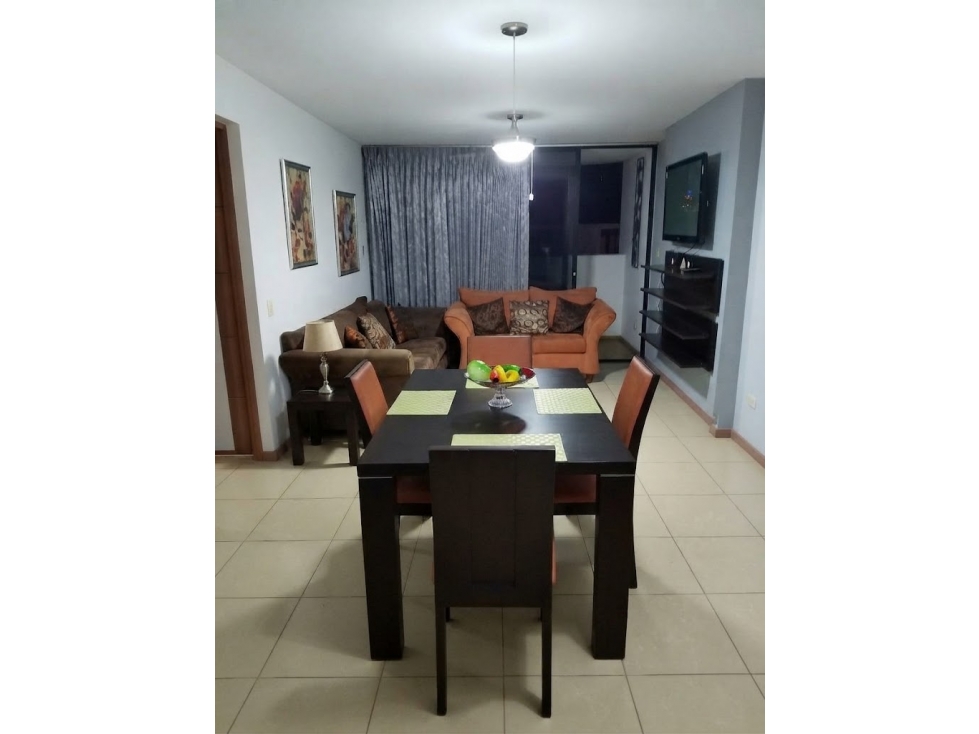 Se Alquila Amplio Apartamento en Terrazas del Rey - $950