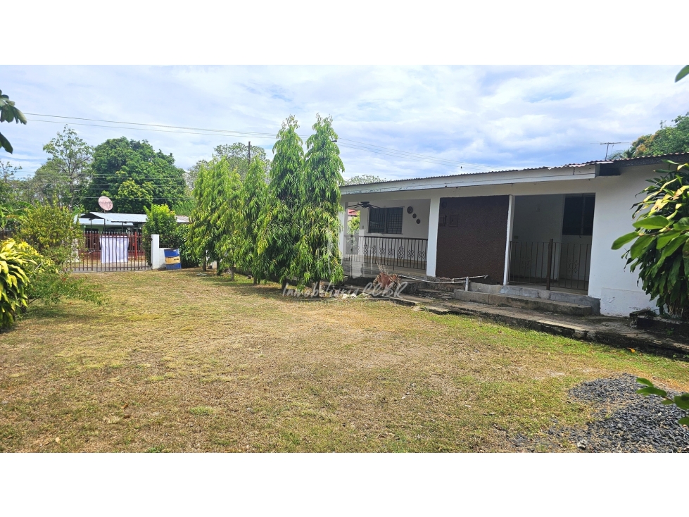 VENTA DE CASA EN SANTIAGO - SAN MARTIN DE PORRES - IC - 2
