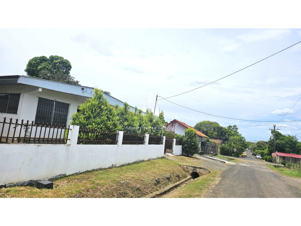 VENTA DE CASA EN SANTIAGO - SAN MARTIN DE PORRES - IC - 5