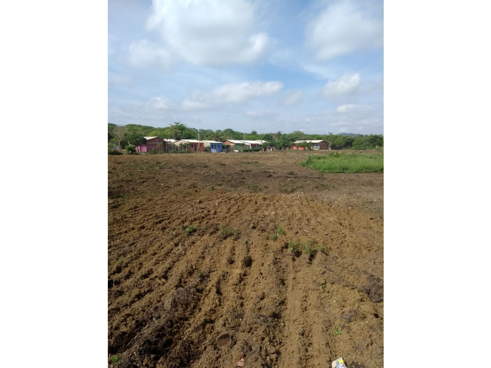LOTES CAMPESTRES EN ARROYO LAS CANOAS - ZONA NORTE