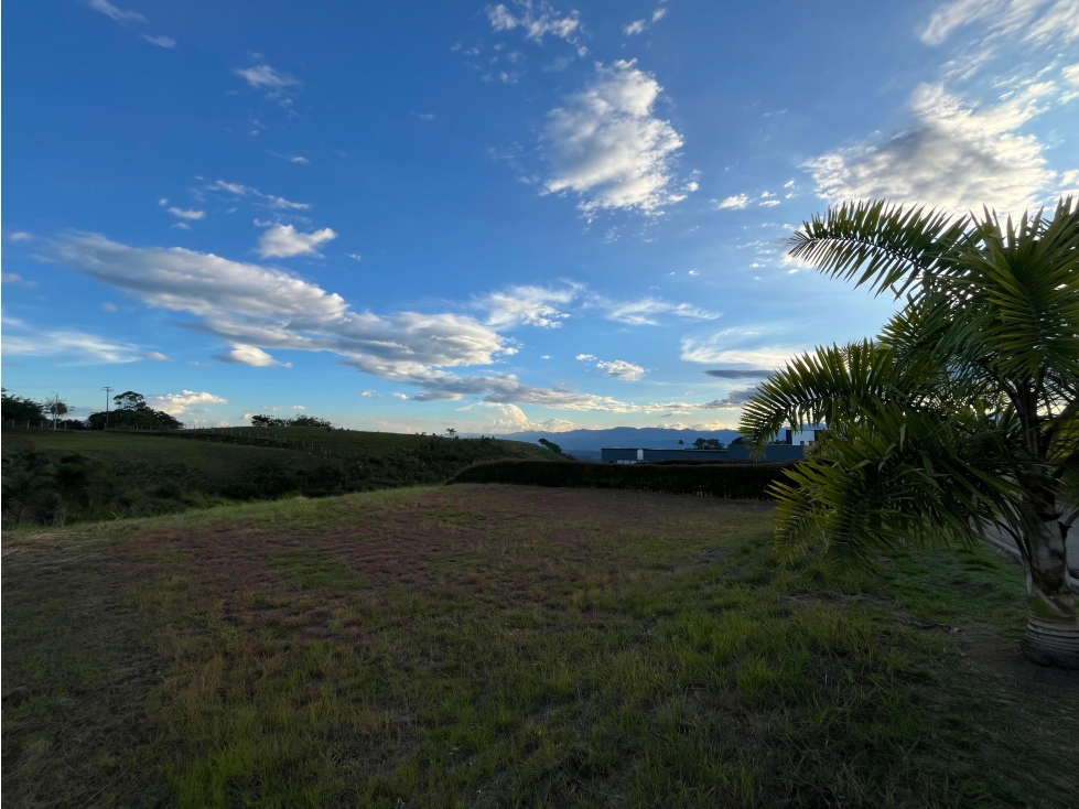 Vendo Lote Plano en el Condominio Samay, Cerritos sector Maracay.