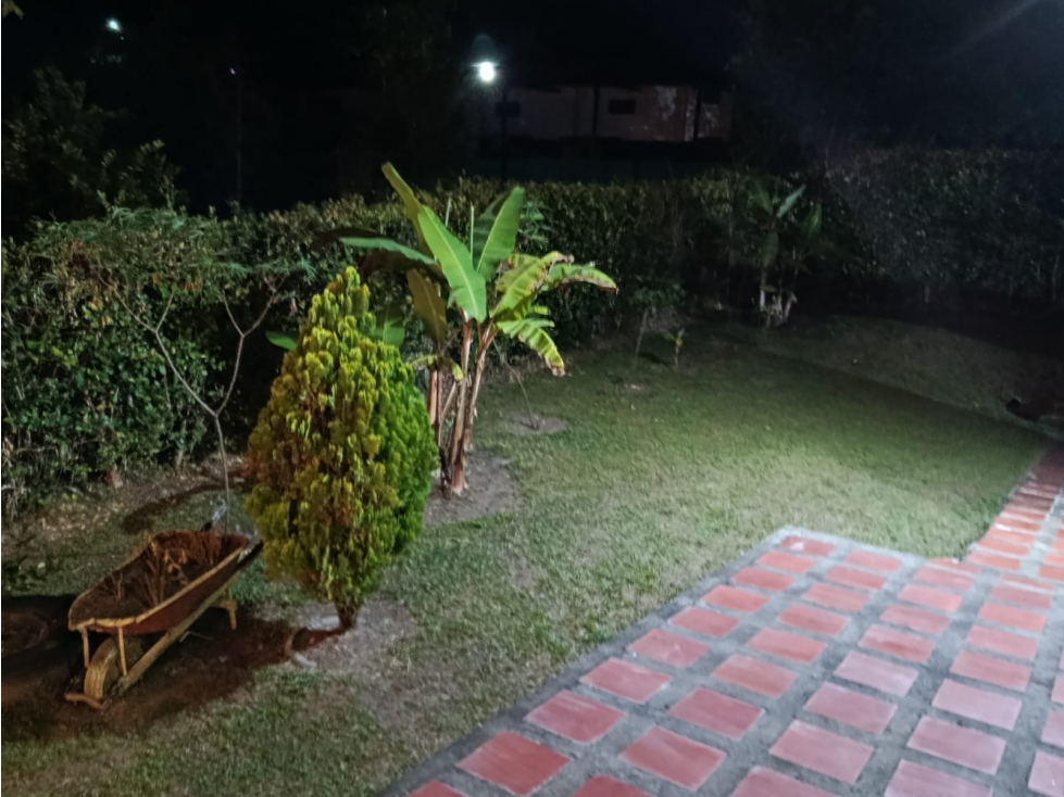 Vendo Casa Campestre en Condominio Villas de Acapulco vía a Viterbo