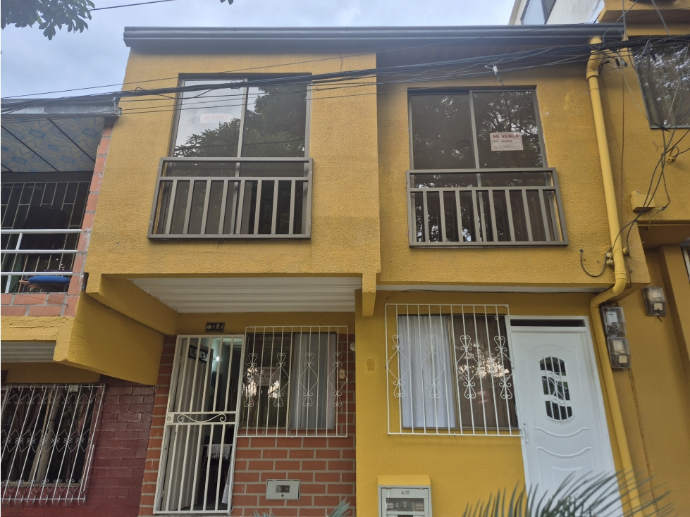 Vendo Casa Bifamiliar en Portales de Birmania, Pereira - Risaralda — foto 2