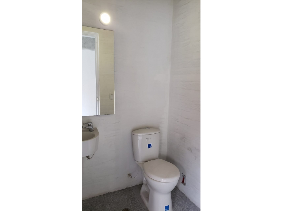 OFICINA EN ARRIENDO EN SUBA CERCA A LA ALCALDIA — foto 5