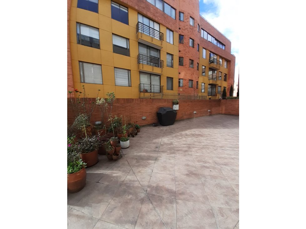 APARTAMENTO VENTA GRAN TERRAZA SANTA PAULA — foto 4