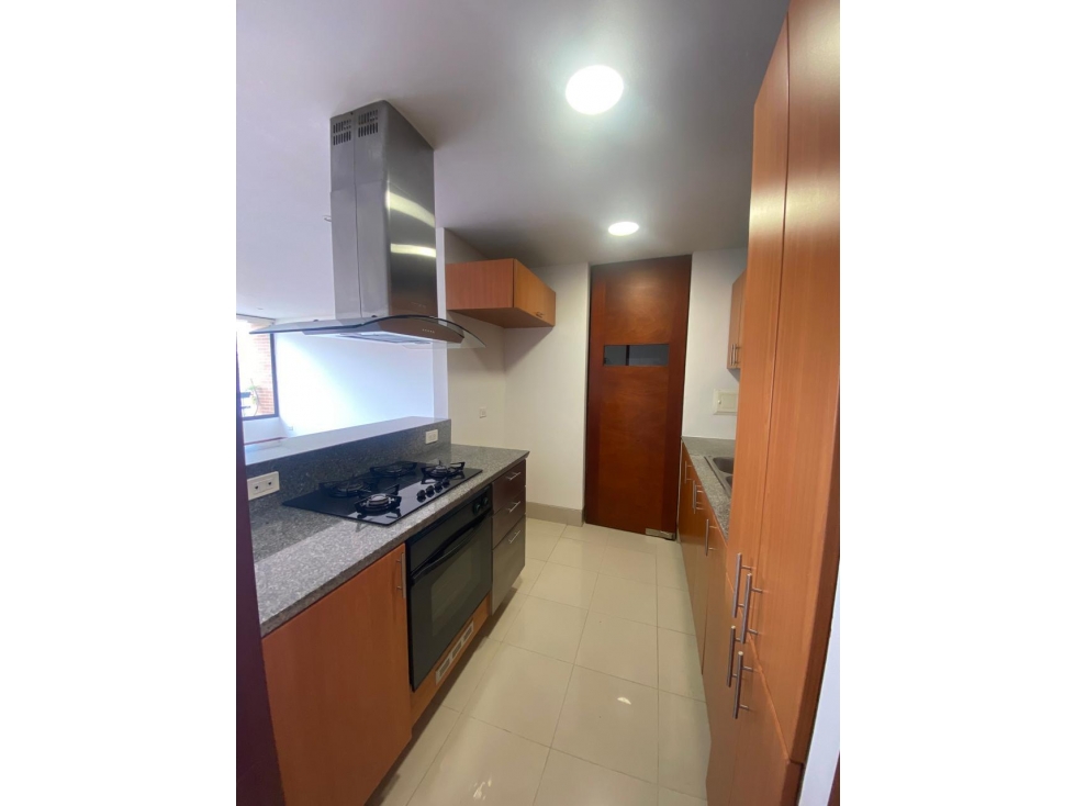 ARRIENDO APARTAMENTO CHICO BOGOTA — foto 5