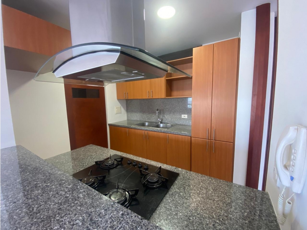ARRIENDO APARTAMENTO CHICO BOGOTA — foto 3