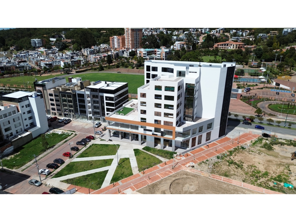 Local comercial - edificio Oporto: Centro de Negocios - 2