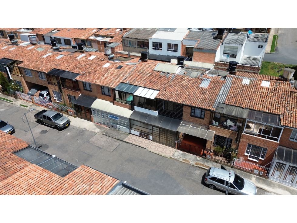 Casa - Alcala Real: amplitud, tranquilidad y comodidad — foto 4