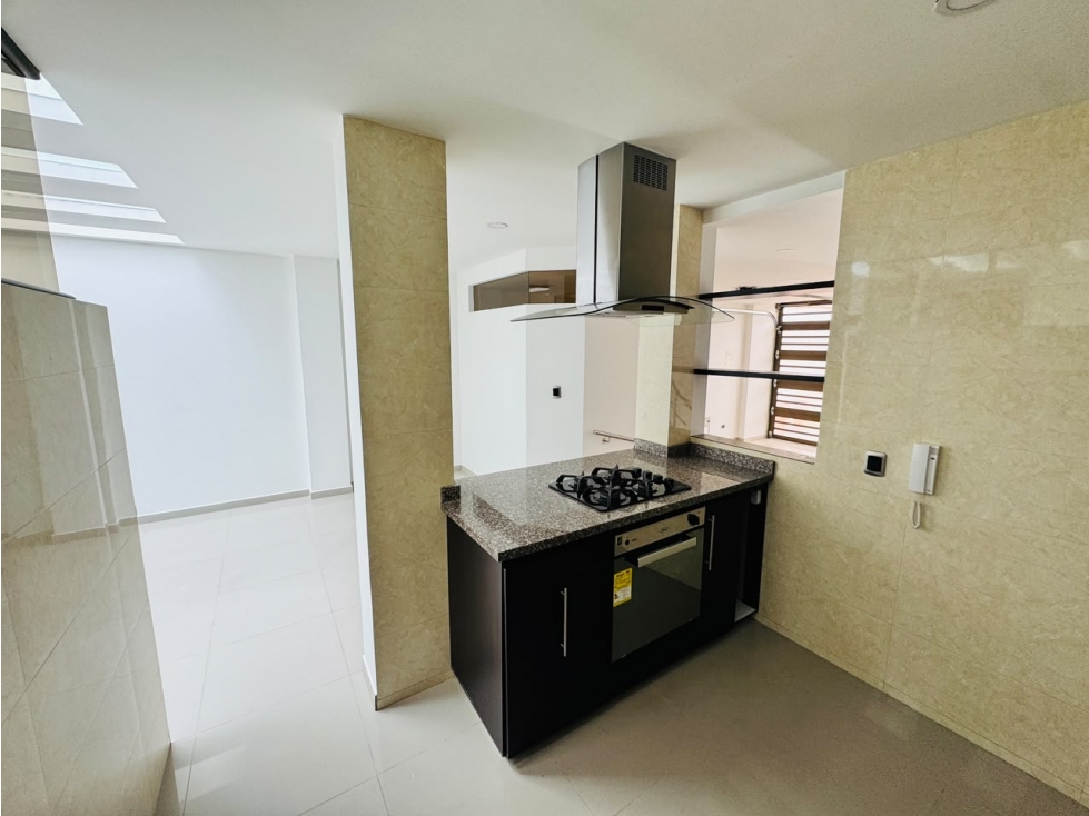 Hermosa Casa en Canapro: ¡Tu Hogar Ideal en Excelente Ubicación! - 6