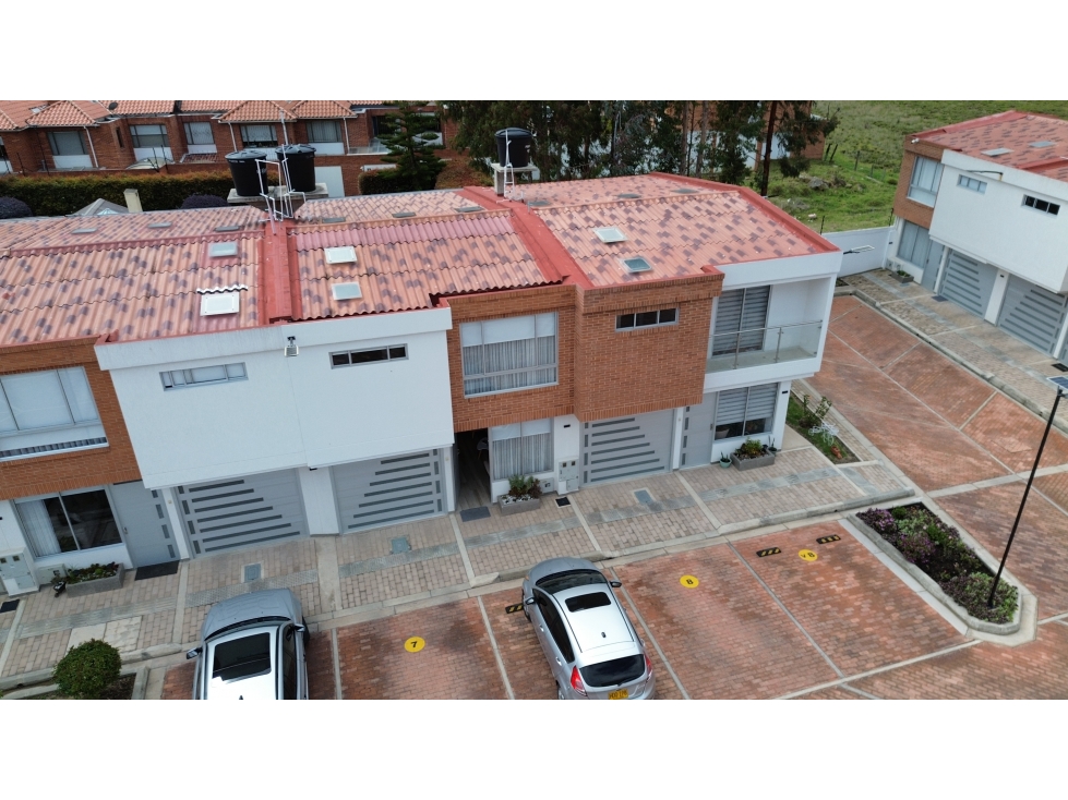 Casa - Altagracia: Una casa Para vivir en Familia - 3