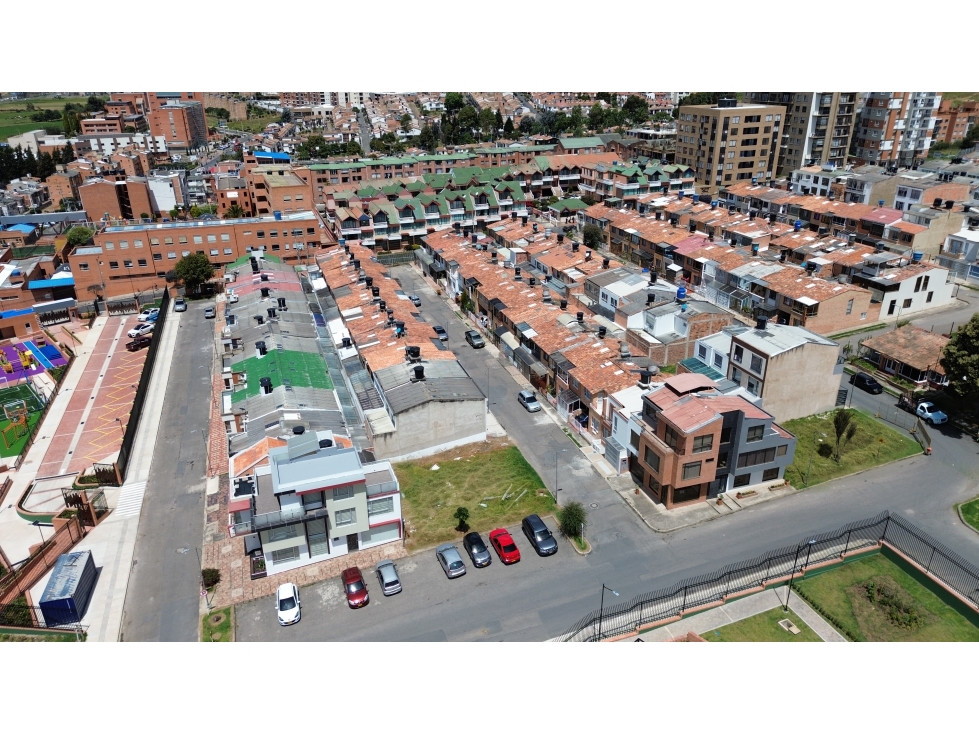 Casa - Alcala Real: amplitud, tranquilidad y comodidad — foto 2