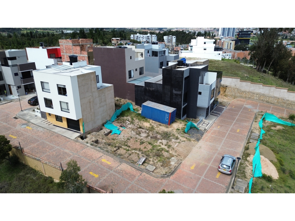 Lote para vivienda - Lombradia: El lugar de tu futuro hogar - 1