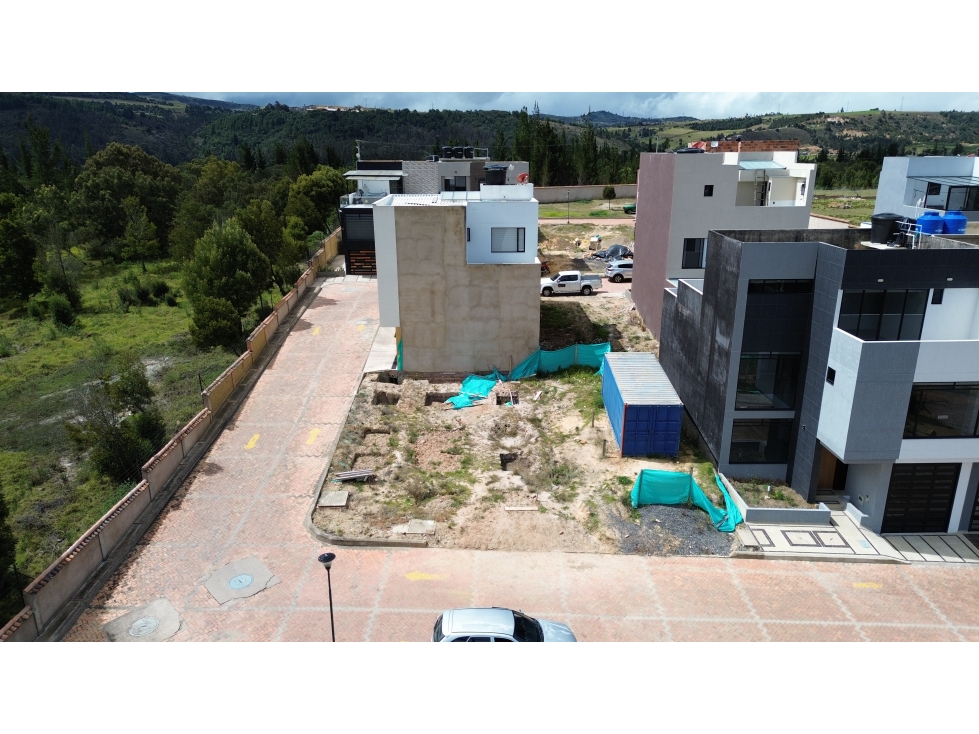 Lote para vivienda - Lombradia: El lugar de tu futuro hogar - 2