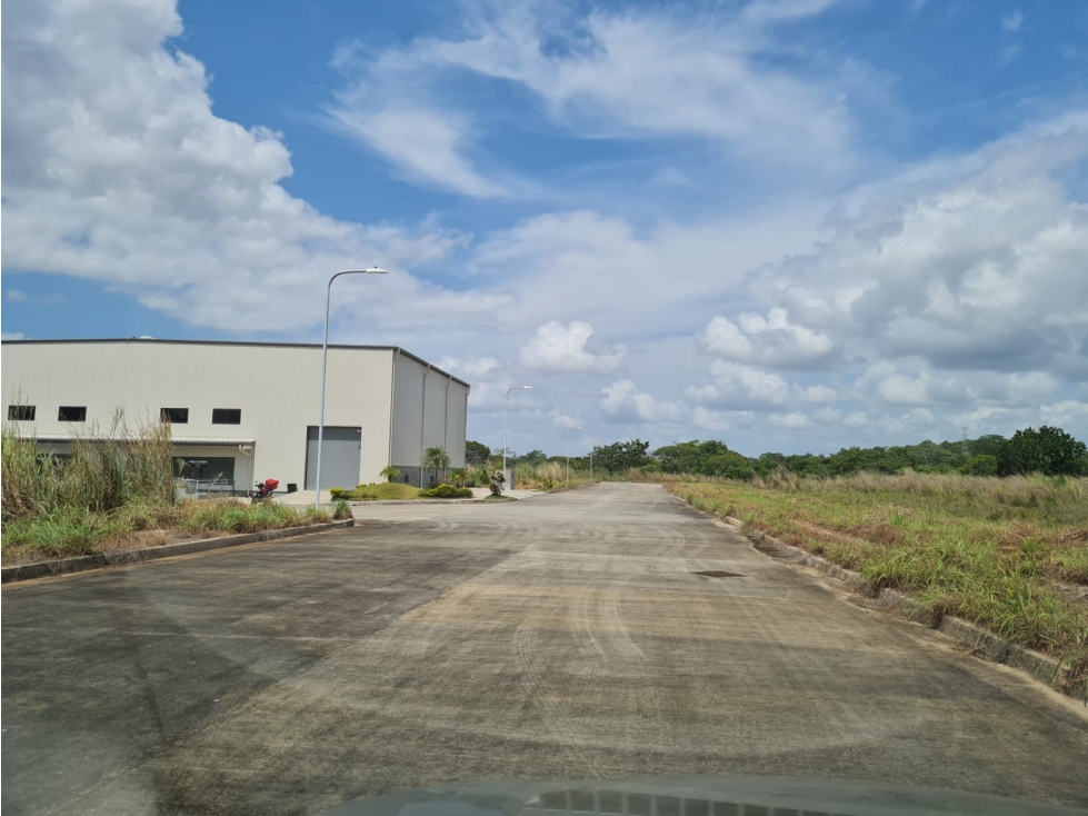 LOTE COMERCIAL PARA VENTA | TOCUMEN, PANAMA ESTE - 1