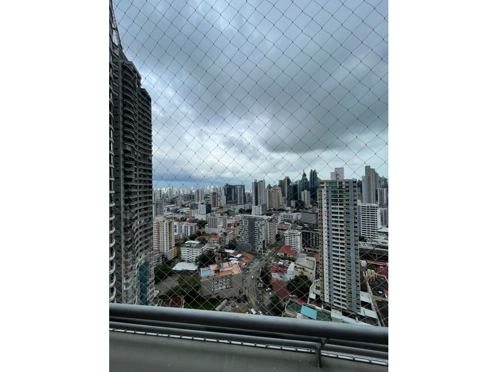 SE VENDE JR PENTHOUSE EN EL CANGREJO
