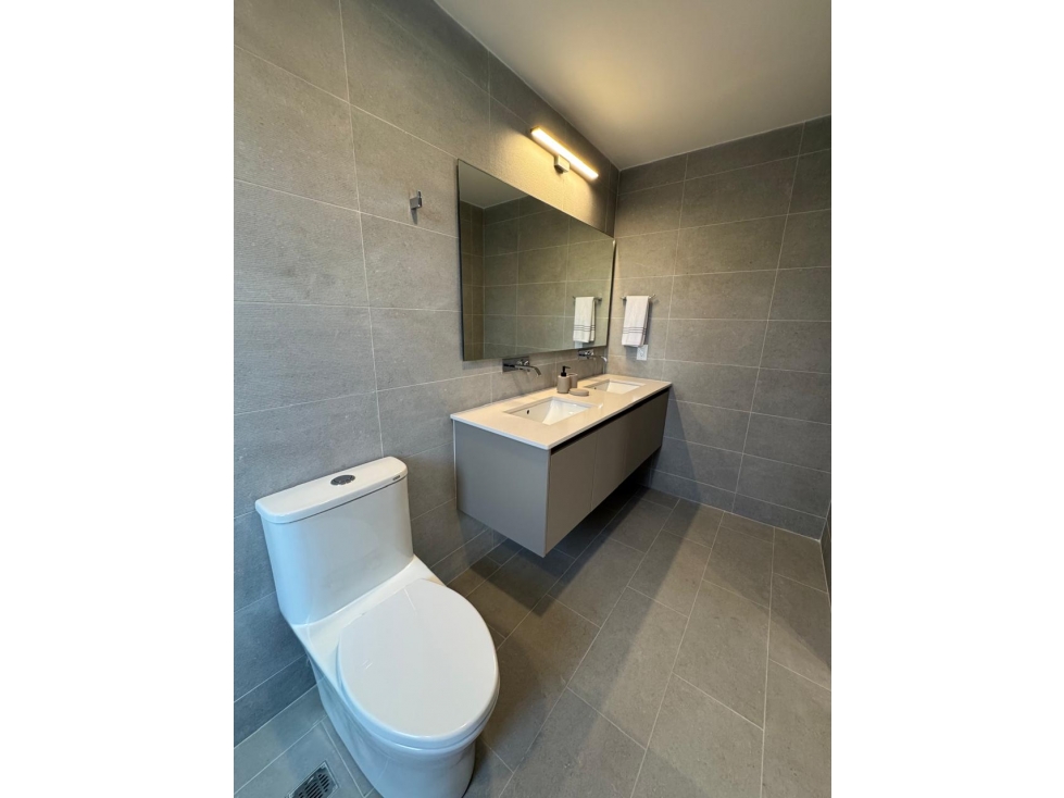 SE VENDE - CASA NUEVA - EN ALTOS DE PANAMA — foto 3