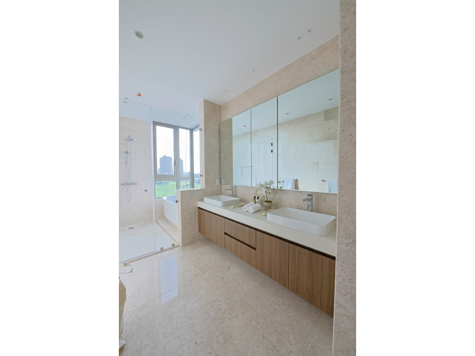 Santa María | Apartamento de 4 recámaras con balcón y den — foto 5