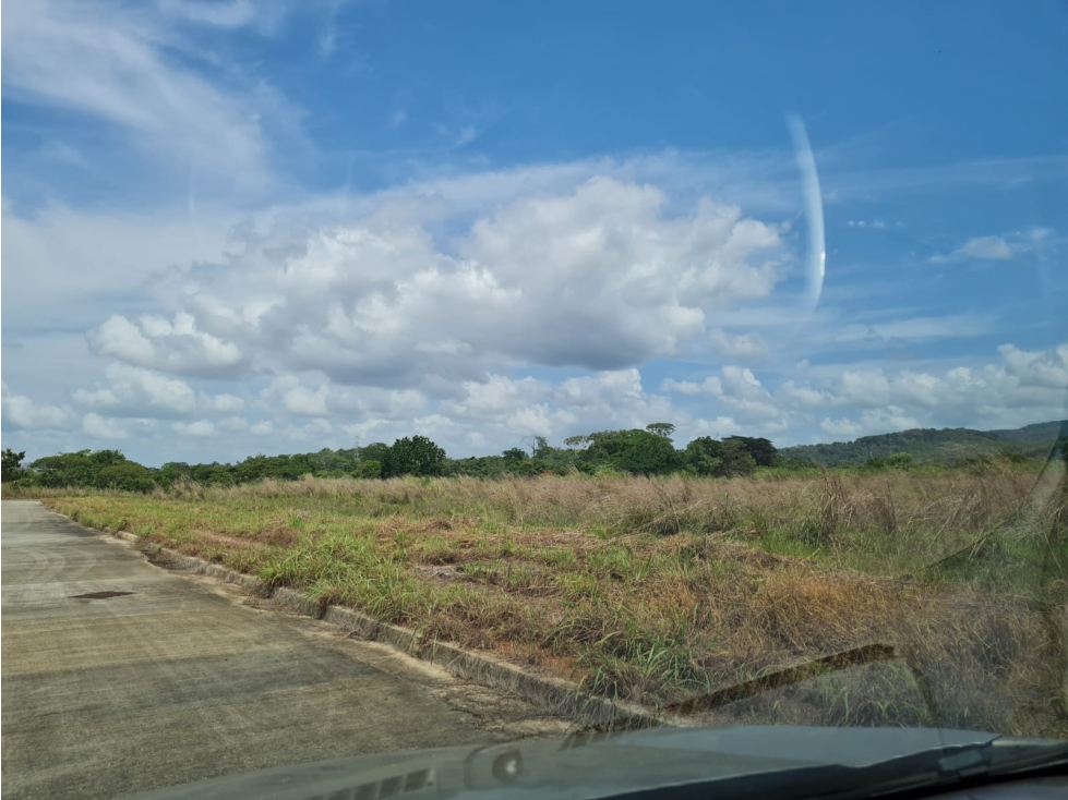 LOTE COMERCIAL PARA VENTA | TOCUMEN, PANAMA ESTE - 2