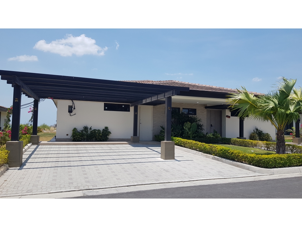 Se vende / Casa de Playa / Proyecto San Carlos