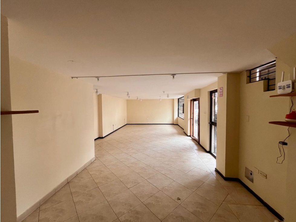 Renta local comercial 55m2 sector el Bosque - 2