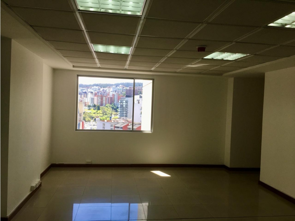 Renta Oficina 41 m2 Av. Republica — foto 4