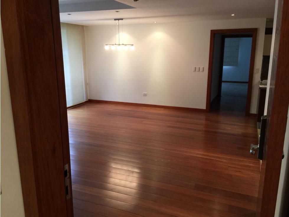 Venta Depar 2 Dormitorios 126 m2 Quito Tenis — foto 2