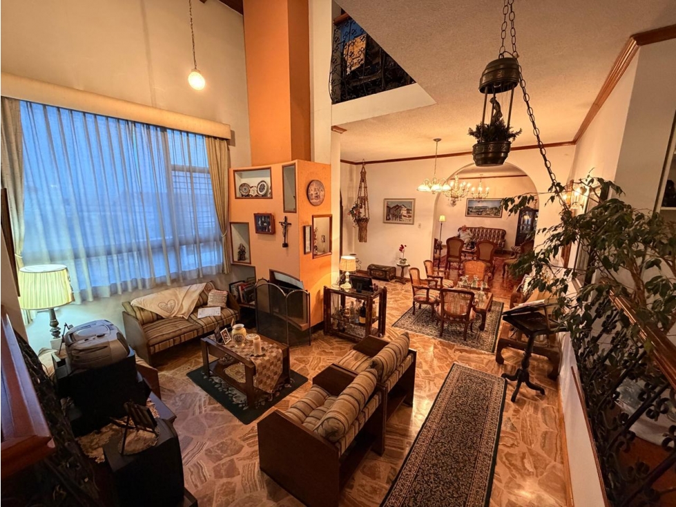Venta Casa 4 dormitorios 341 m2 Pinar bajo / Norte de Quito — foto 5