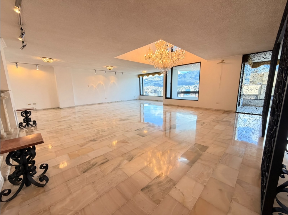 Venta Depto. 3 Dormitorios LUJO Gonzalez Suarez 520 m2