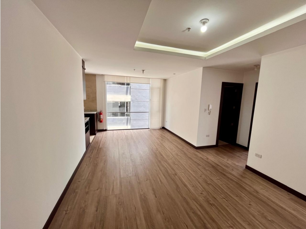 Vendo Depar 2 Dormitorios NUEVO La Carolina — foto 3